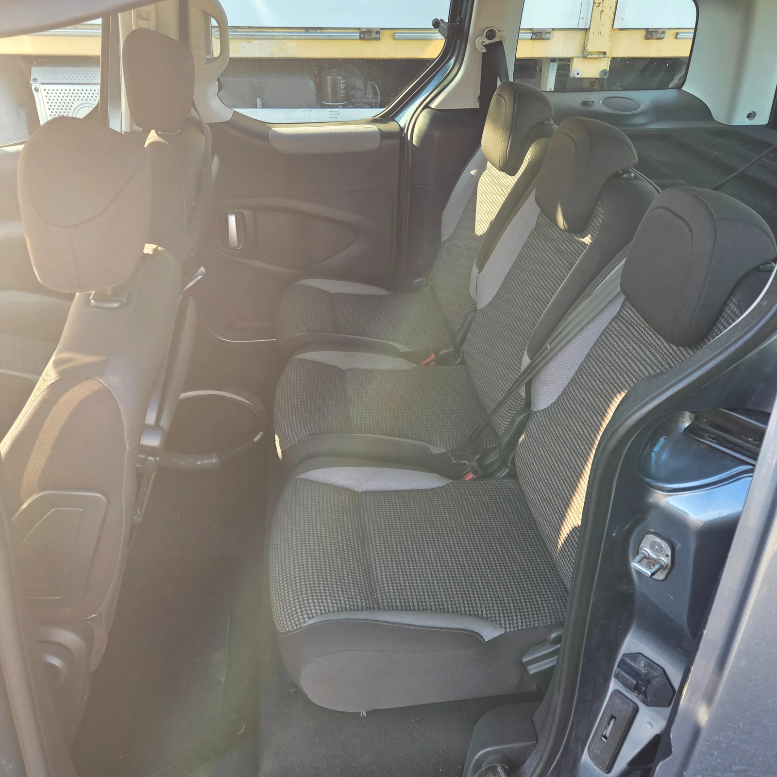 Peugeot Partner 1.6HDI 110kc | Mobile.bg � ����������� 9