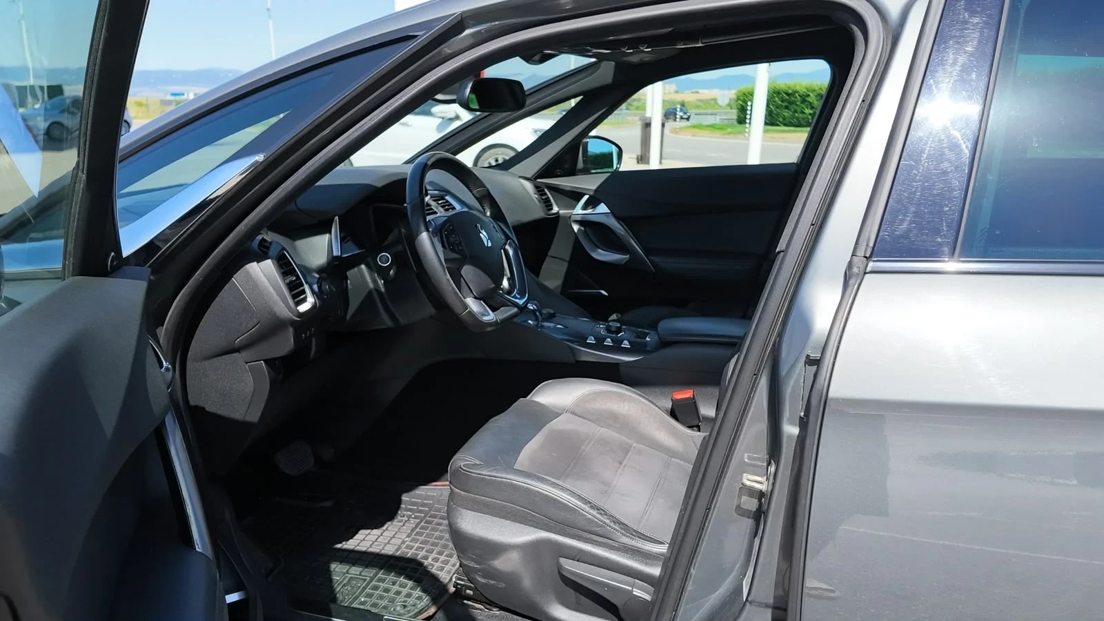 Citroen DS5 HYBRID 4x4 2.0 HDI, снимка 10 - Автомобили и джипове - 55450763