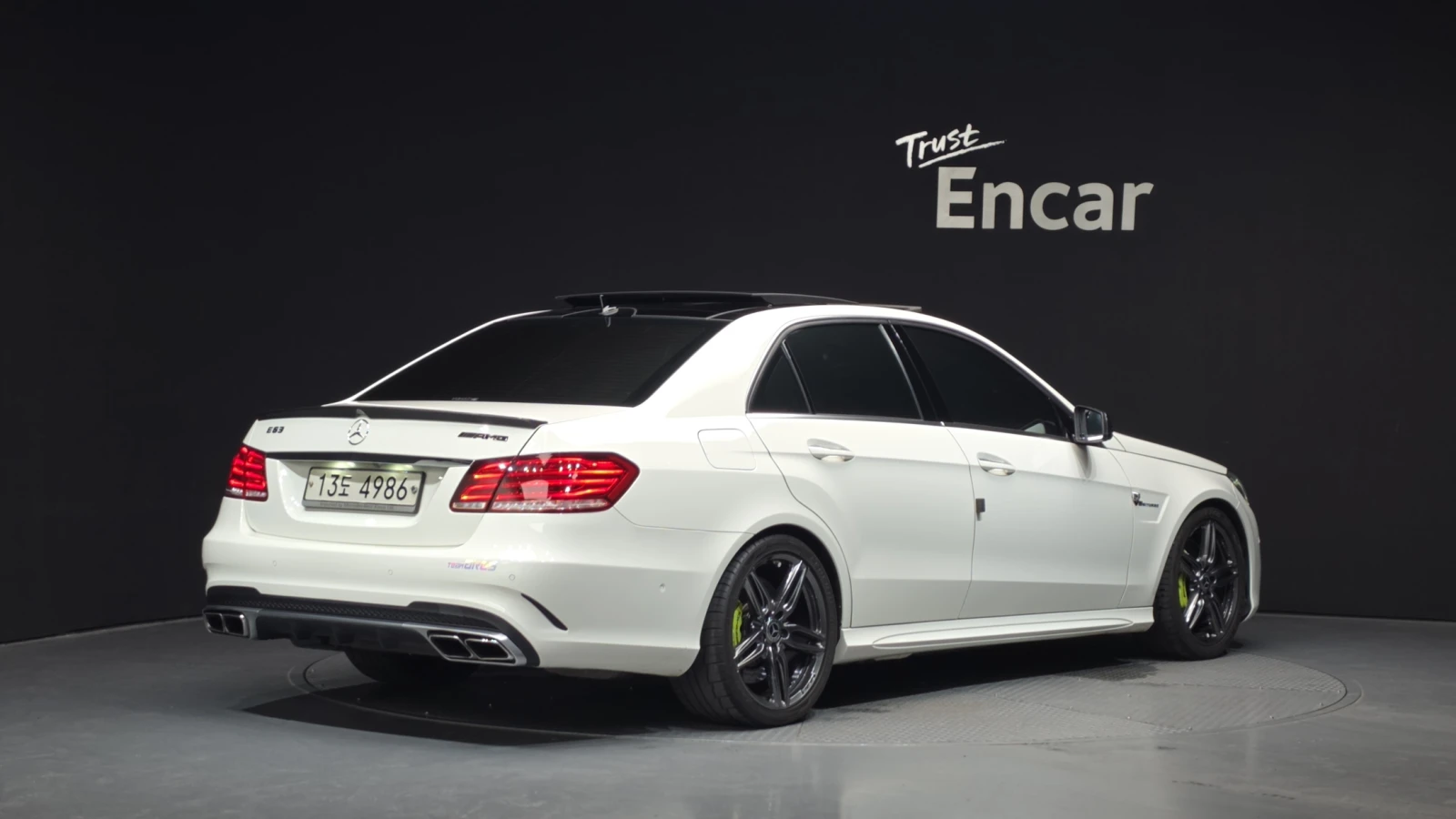 Mercedes-Benz E 63 AMG ЕЛ. БАГАЖНИК* ЛЮК* КРАЙНА ЦЕНА, снимка 2 - Автомобили и джипове - 55982610