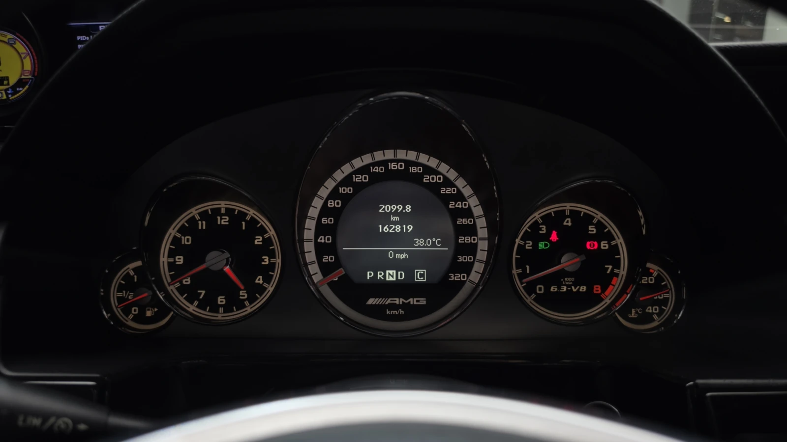 Mercedes-Benz E 63 AMG ЕЛ. БАГАЖНИК* ЛЮК* КРАЙНА ЦЕНА, снимка 8 - Автомобили и джипове - 55982610