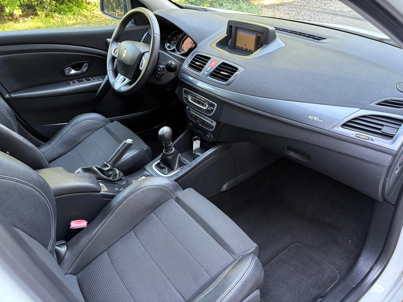 Renault Megane 1.9 DCI GT LINE 230.000 КМ, снимка 9 - Автомобили и джипове - 56152718