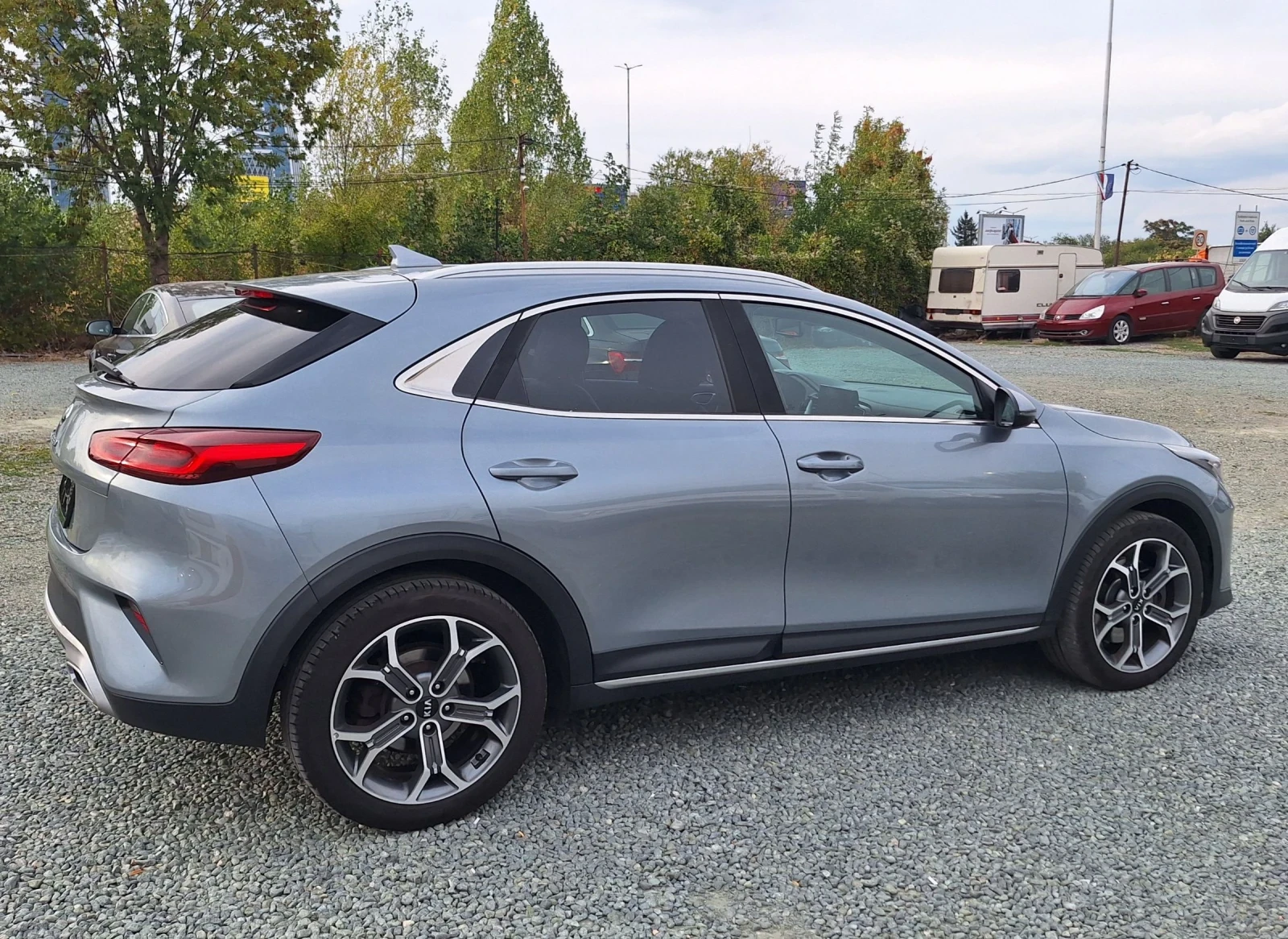 Kia XCeed 1.6-204кс., снимка 3 - Автомобили и джипове - 56186523