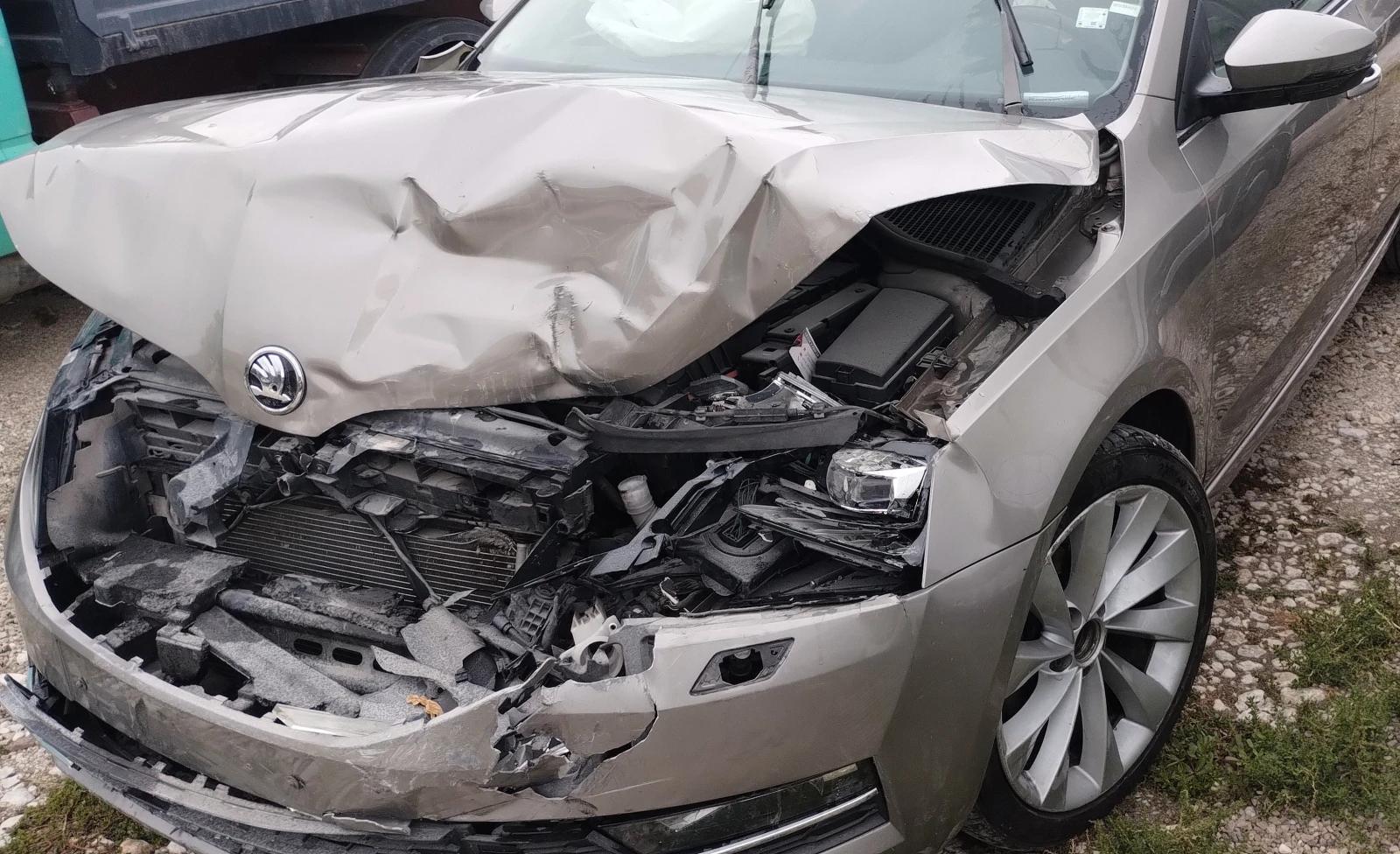 Skoda Octavia, снимка 3 - Автомобили и джипове - 56293428