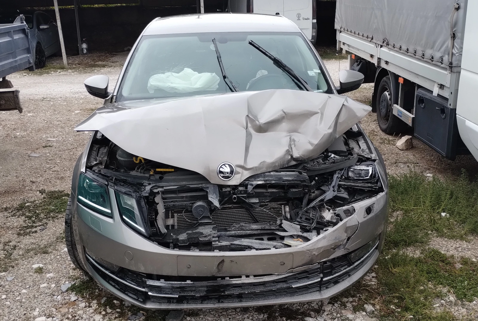 Skoda Octavia, снимка 2 - Автомобили и джипове - 56293428