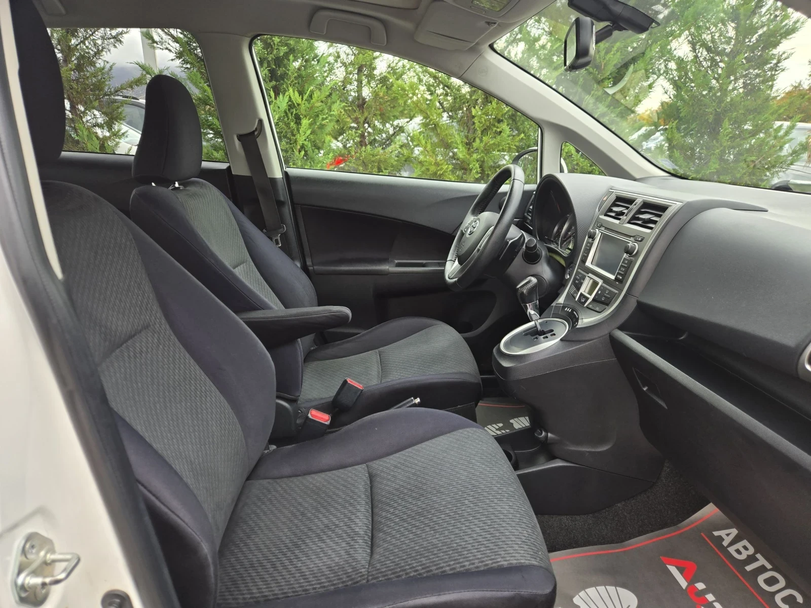 Toyota Verso S 1.4D4d-90��= �������= ����= KEYLESS= CAM= FULL | Mobile.bg � ����������� 14