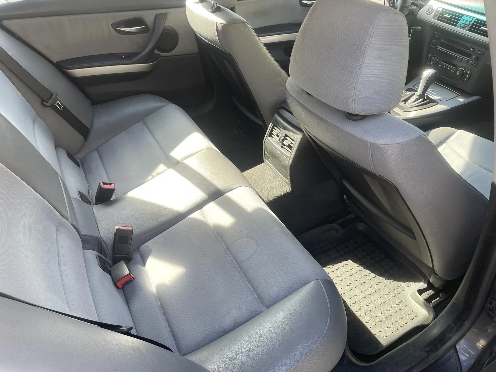 BMW 320, снимка 11 - Автомобили и джипове - 56661060