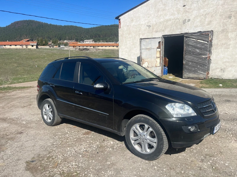 Mercedes-Benz ML 500, снимка 3 - Автомобили и джипове - 47466626