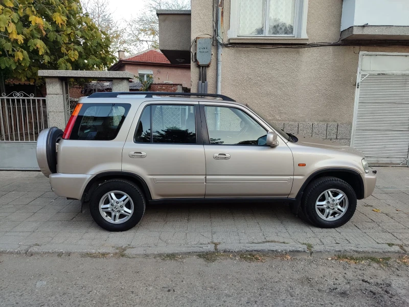 Honda Cr-v, снимка 4 - Автомобили и джипове - 47928826