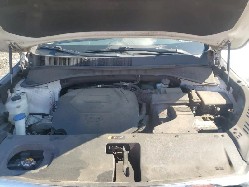 Kia Sorento, снимка 12 - Автомобили и джипове - 52737664