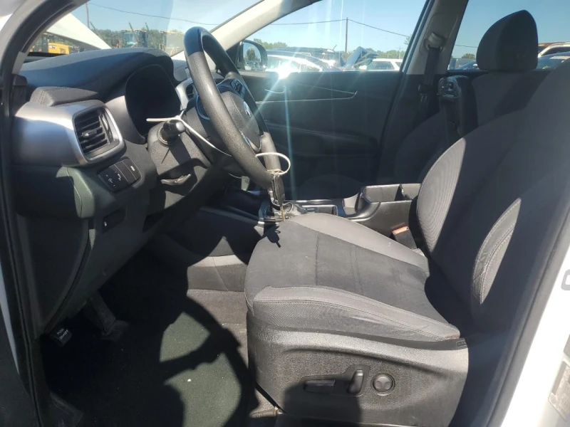 Kia Sorento, снимка 7 - Автомобили и джипове - 52737664