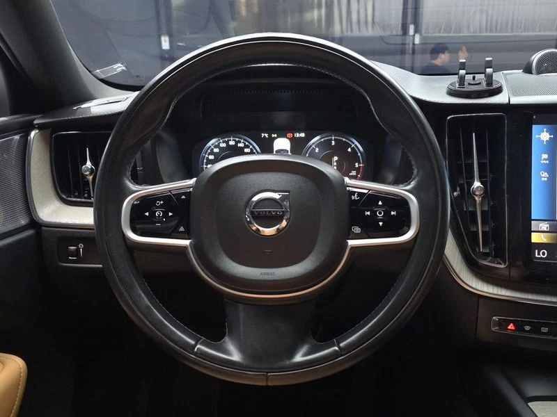 Volvo XC60 D5 Inscription| 190�.�.| ���.��������� | Mobile.bg � ����������� 13