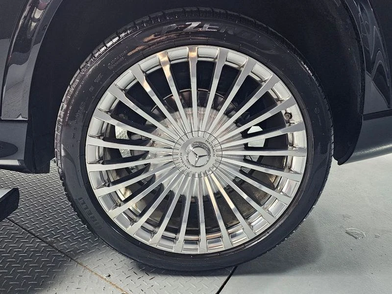 Mercedes-Benz GLS Maybach GLS600 4MATIC| 550к.с., снимка 4 - Автомобили и джипове - 56211779