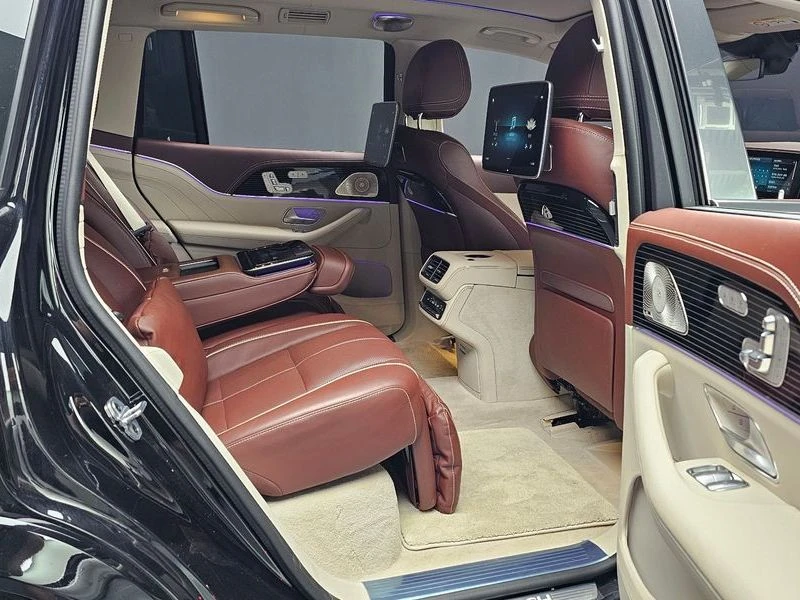 Mercedes-Benz GLS Maybach GLS600 4MATIC| 550к.с., снимка 11 - Автомобили и джипове - 56211779