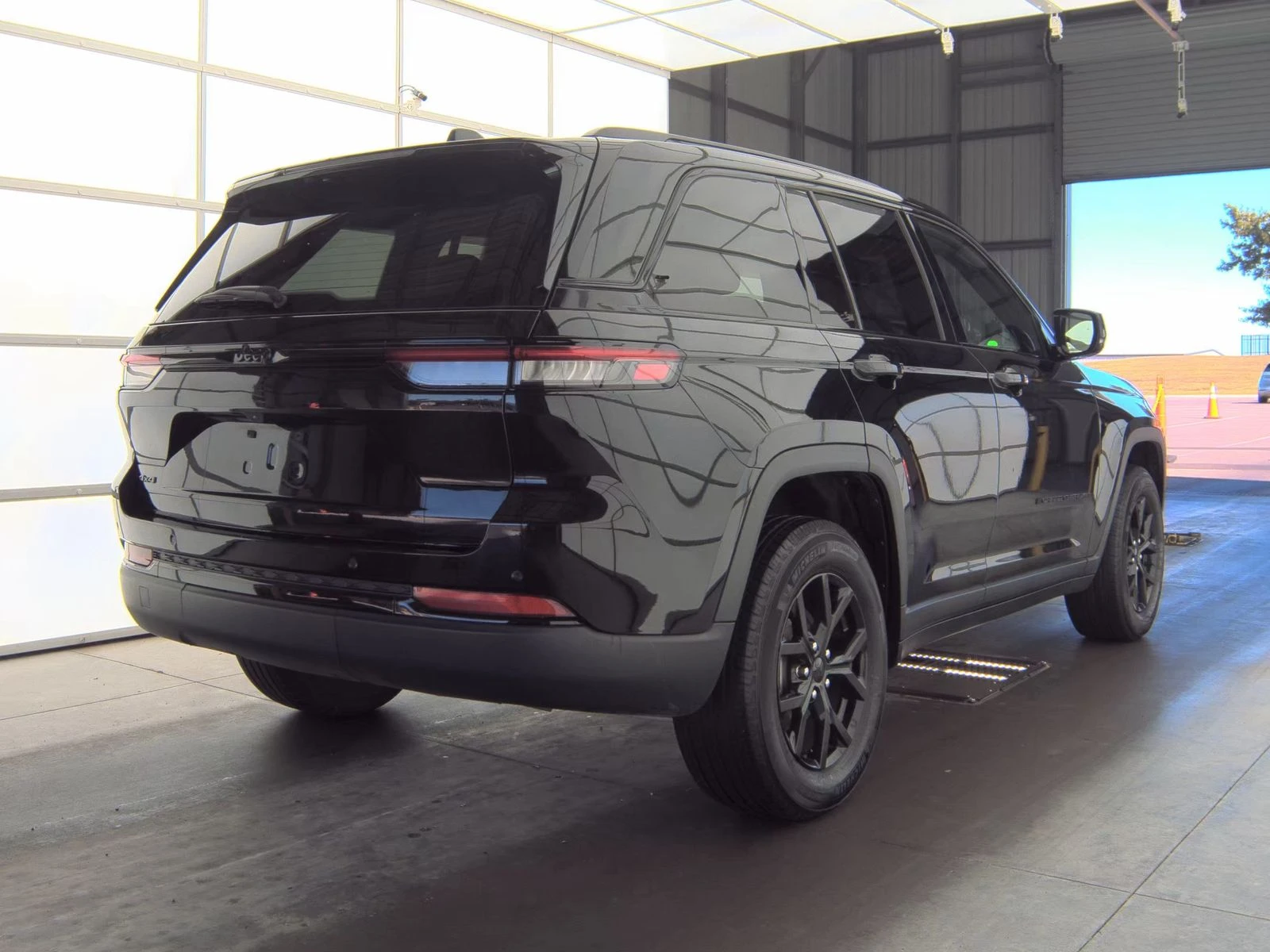 Jeep Grand cherokee Altitude - изображение 5