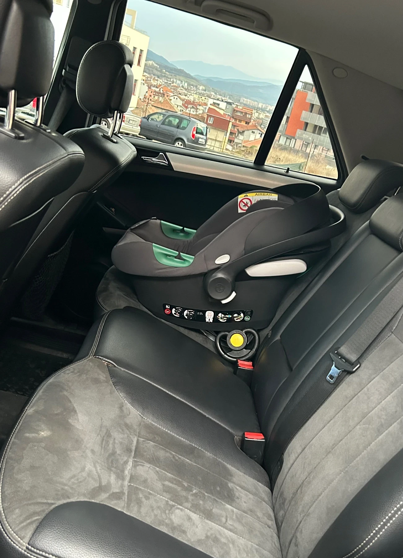 Mercedes-Benz ML 280 3.0 CDI, снимка 10 - Автомобили и джипове - 53758784