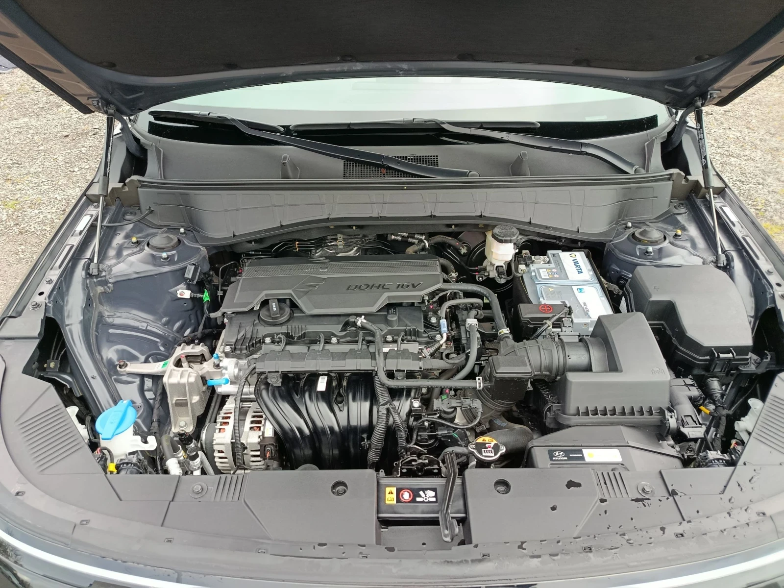 Hyundai Kona * * НАЛИЧНА ЗА ОГЛЕД* * НОВ ВНОС* * 9600КМ* * ТОП*, снимка 14 - Автомобили и джипове - 54070335