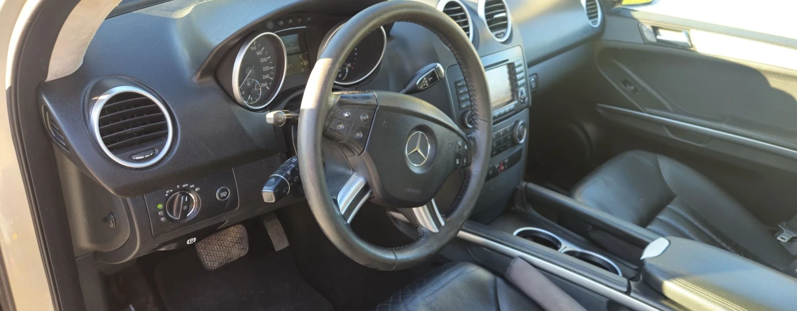 Mercedes-Benz ML 320 320, снимка 13 - Автомобили и джипове - 54384143