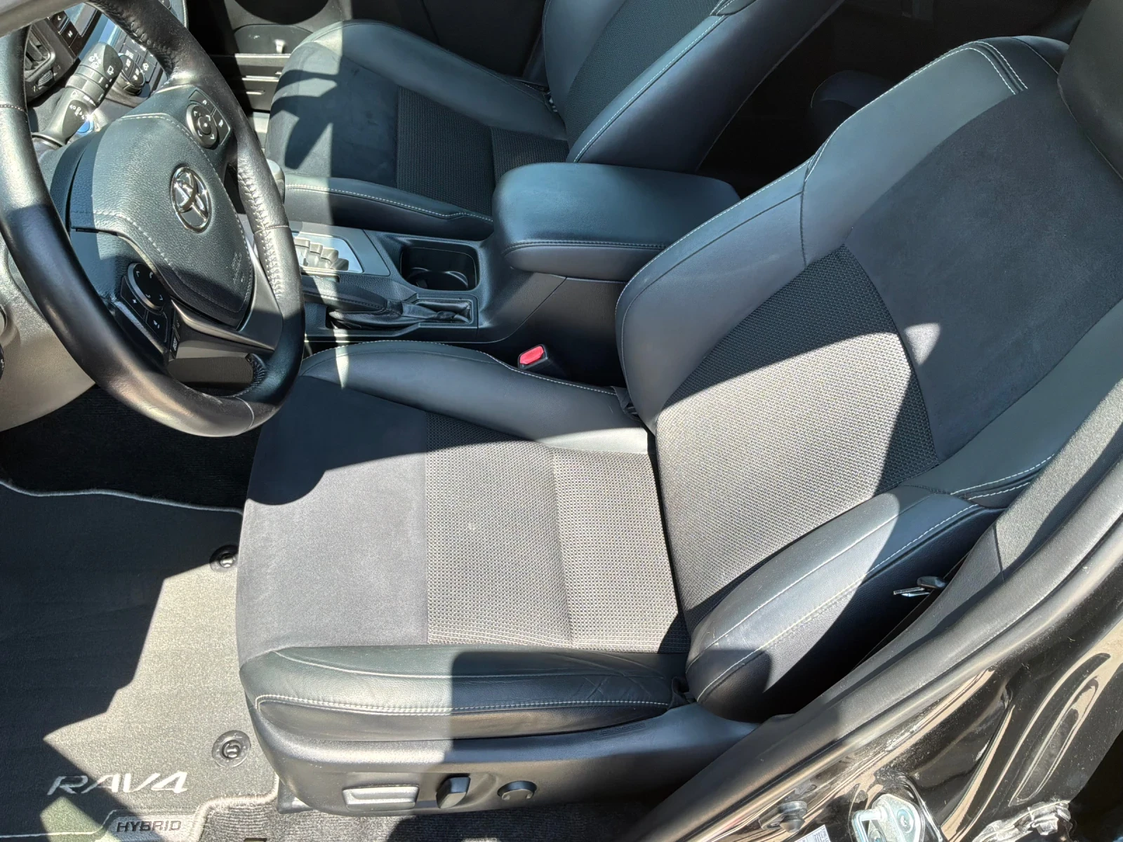Toyota Rav4 2.5h 197к.с luxury с Гаранция в Тойота , снимка 8 - Автомобили и джипове - 54956103