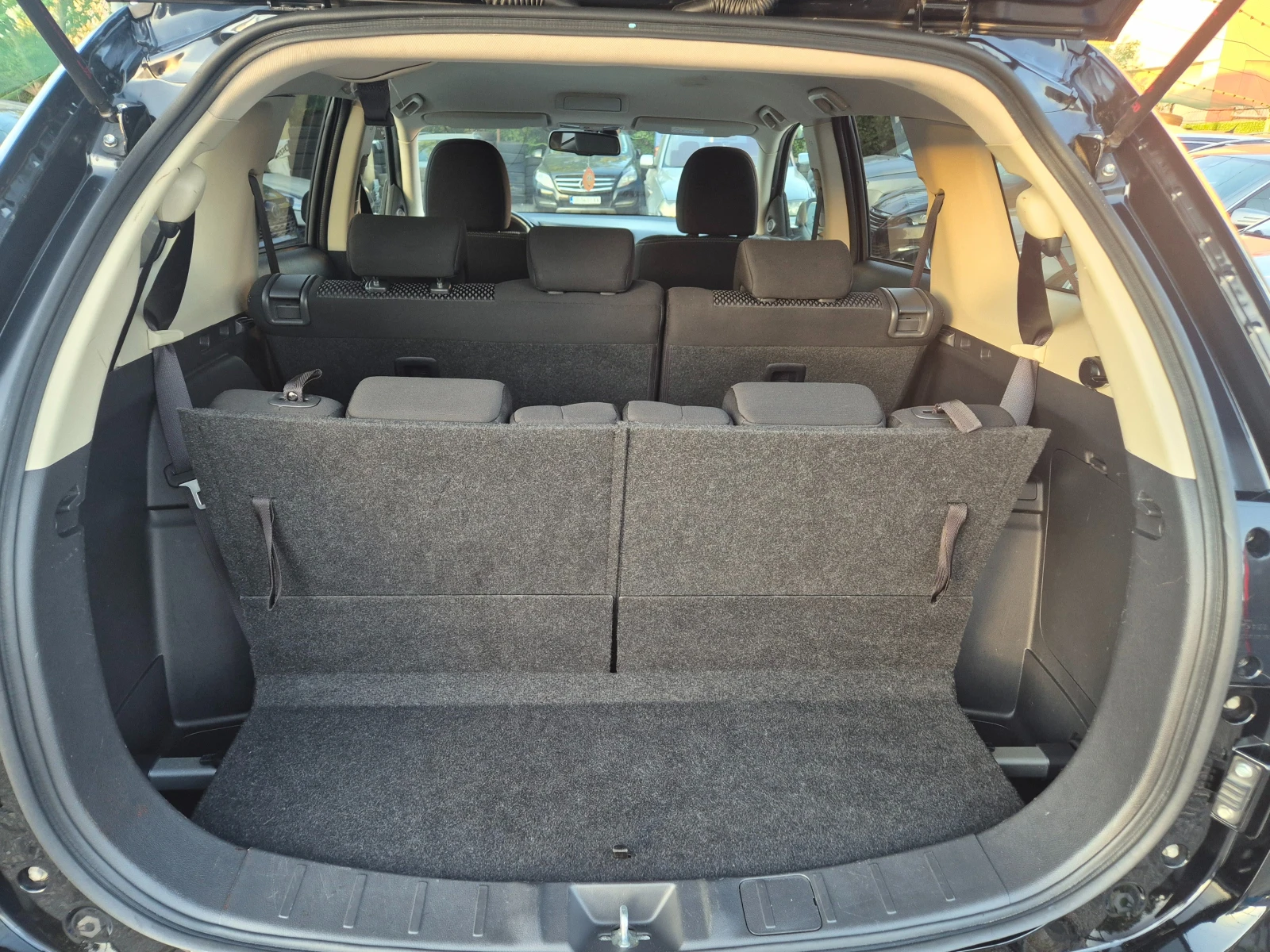 Mitsubishi Outlander 2.2DI-D/4x4 , снимка 14 - Автомобили и джипове - 55506781