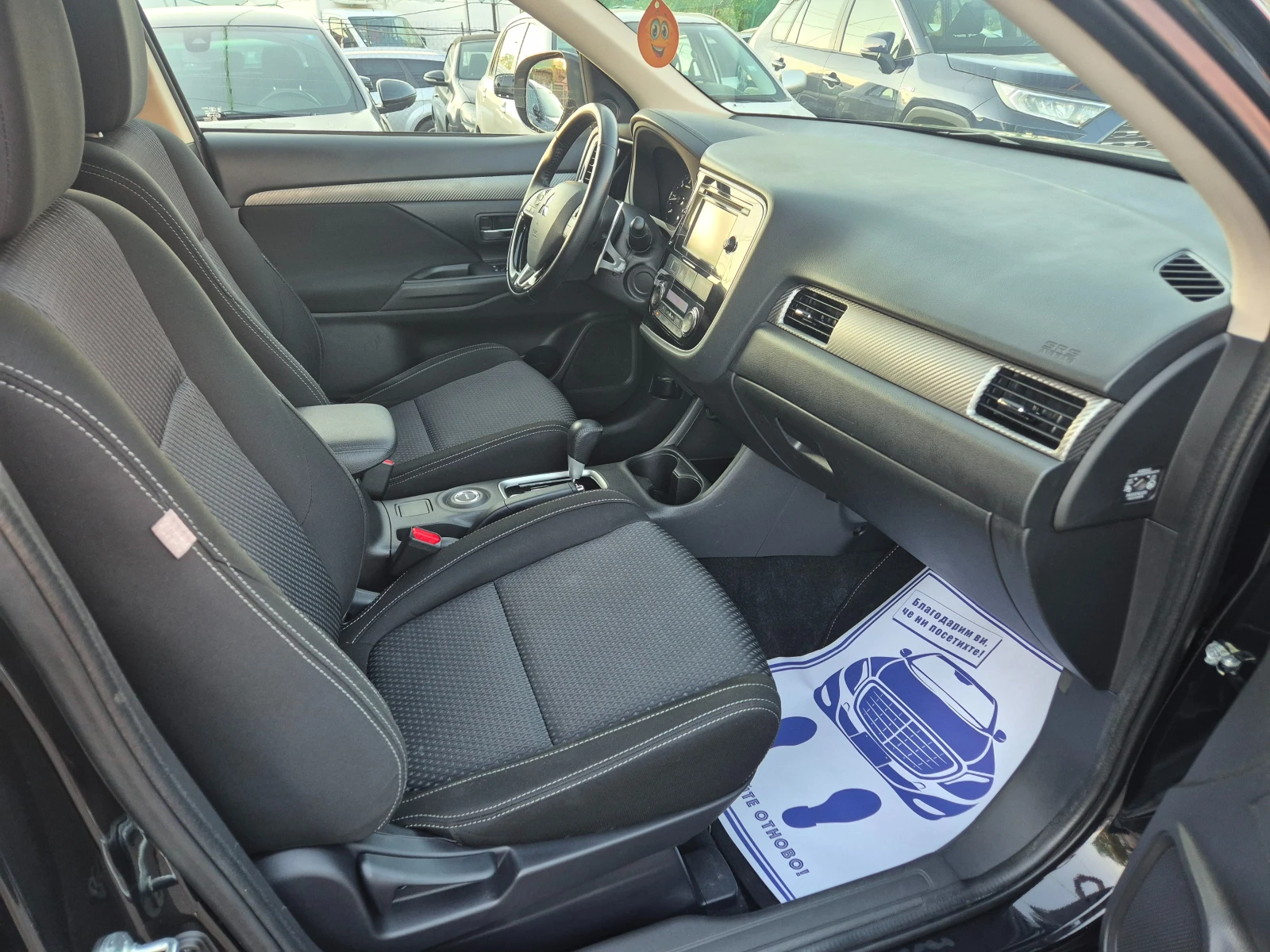 Mitsubishi Outlander 2.2DI-D/4x4 , снимка 9 - Автомобили и джипове - 55506781