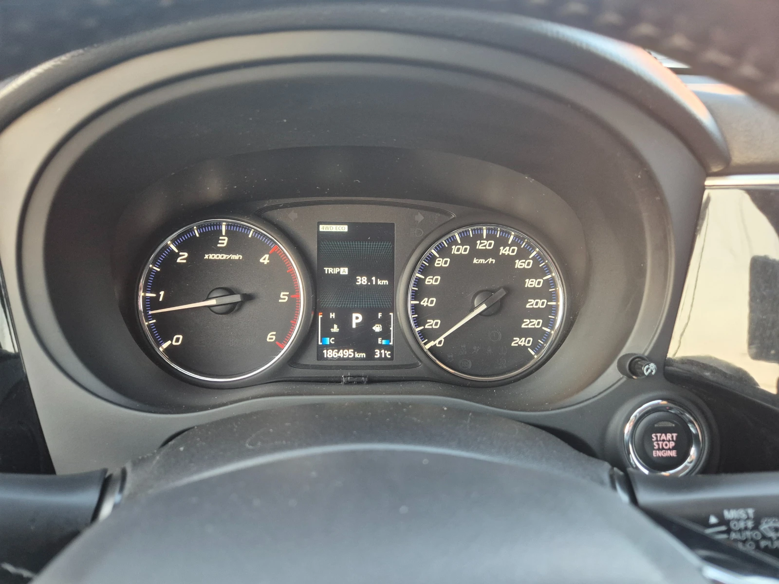 Mitsubishi Outlander 2.2DI-D/4x4 , снимка 15 - Автомобили и джипове - 55506781