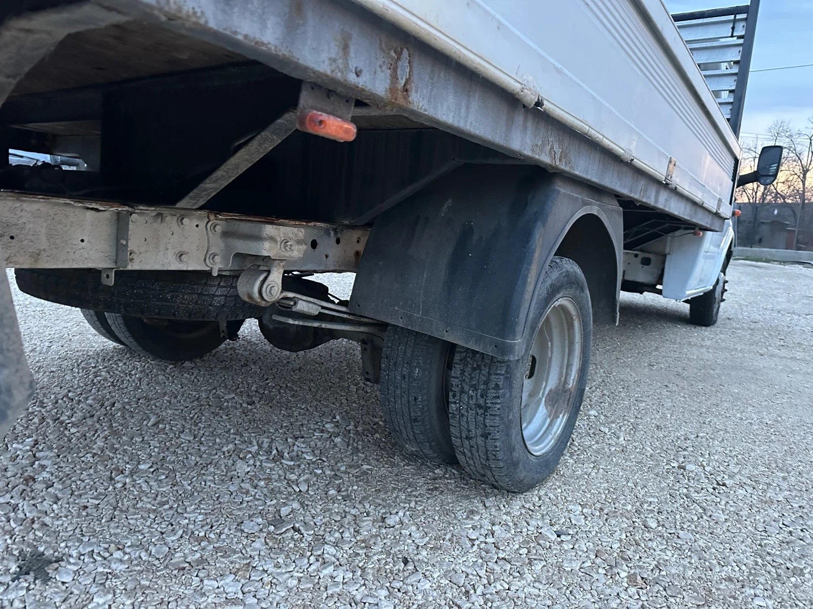 Ford Transit 2.4//БОРДОВИ//ДВОЙНА ГУМА//БАРТЕР//420СМ, снимка 5 - Бусове и автобуси - 54102144