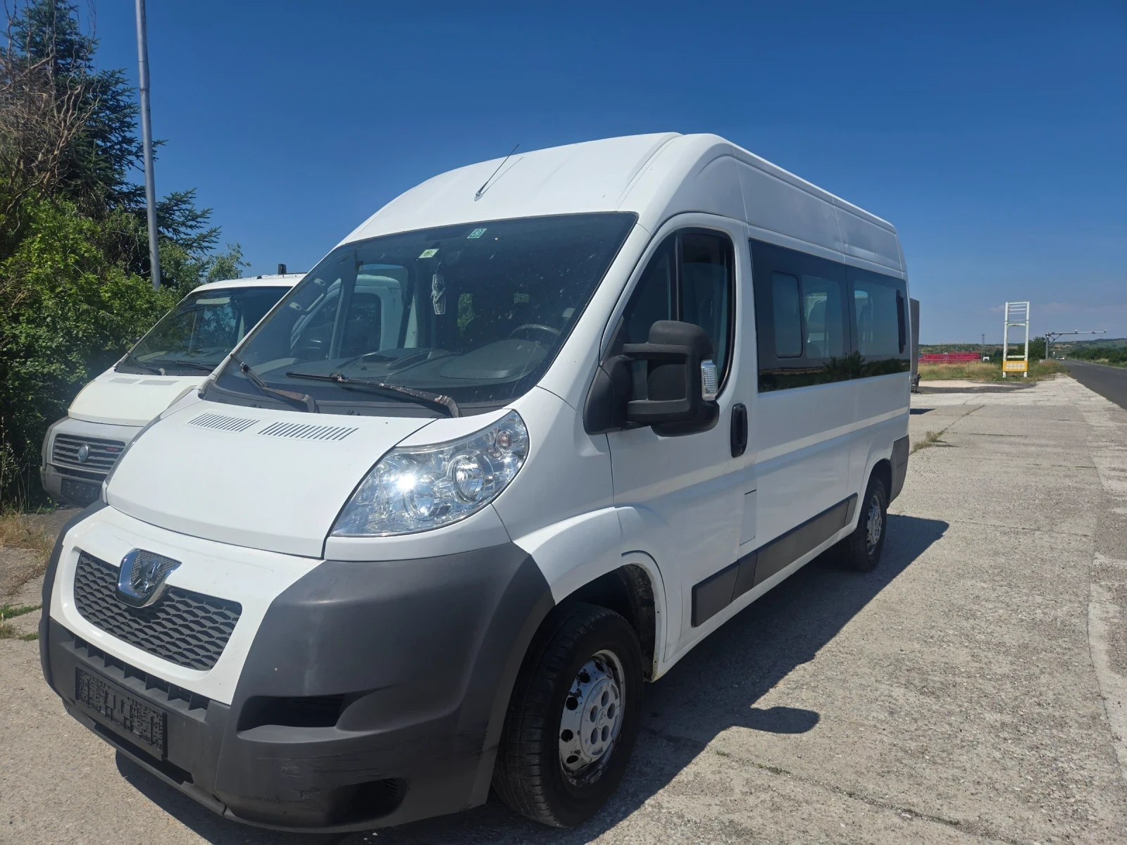 Peugeot Boxer 2 2 120коня с настройка 9места , снимка 2 - Бусове и автобуси - 54982067