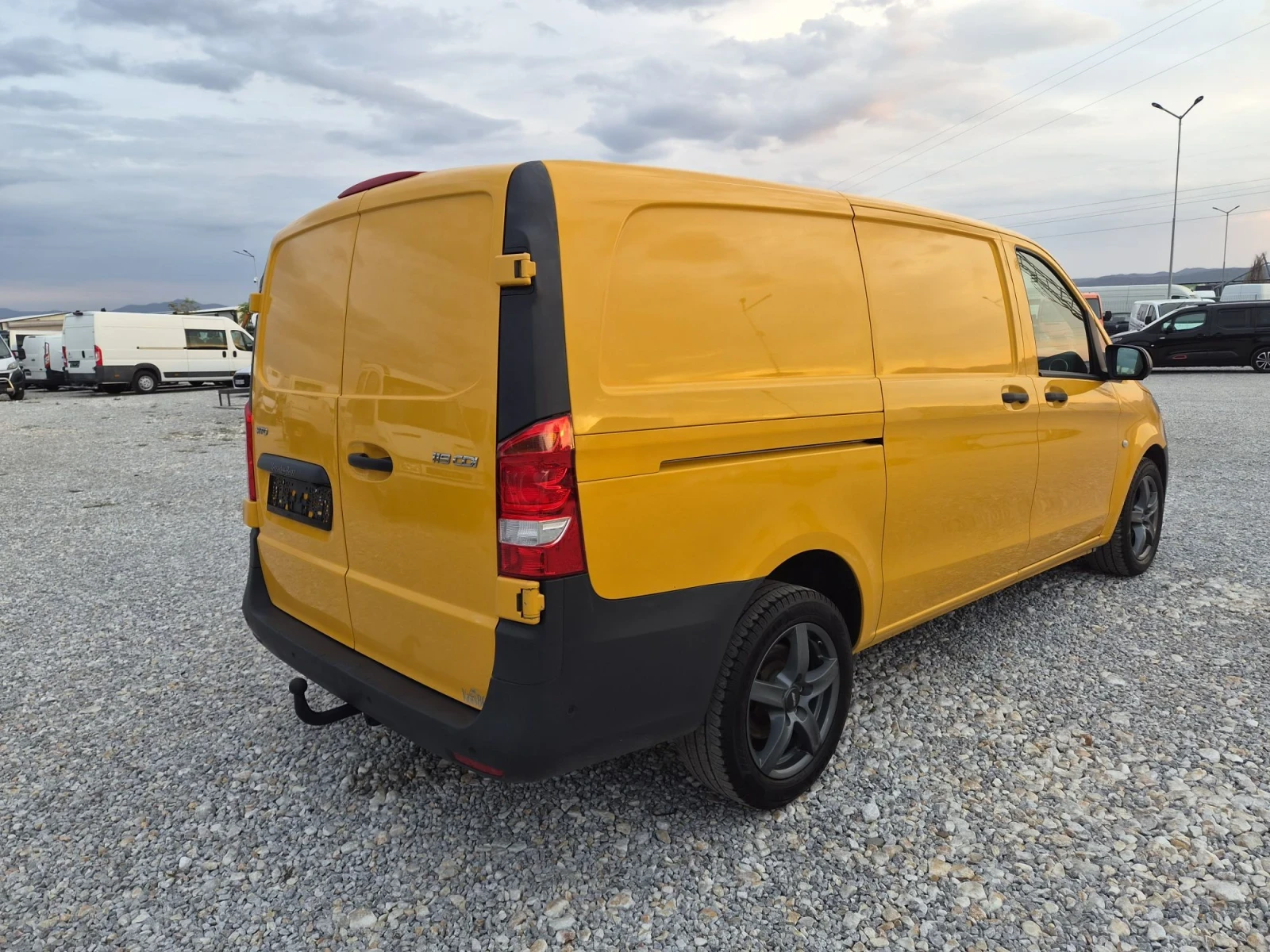 Mercedes-Benz Vito 119 CDI* Автоматик* Климатик* Нави* Подгрев, снимка 5 - Бусове и автобуси - 56168300