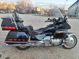     Honda Gold Wing GL 1500 SE