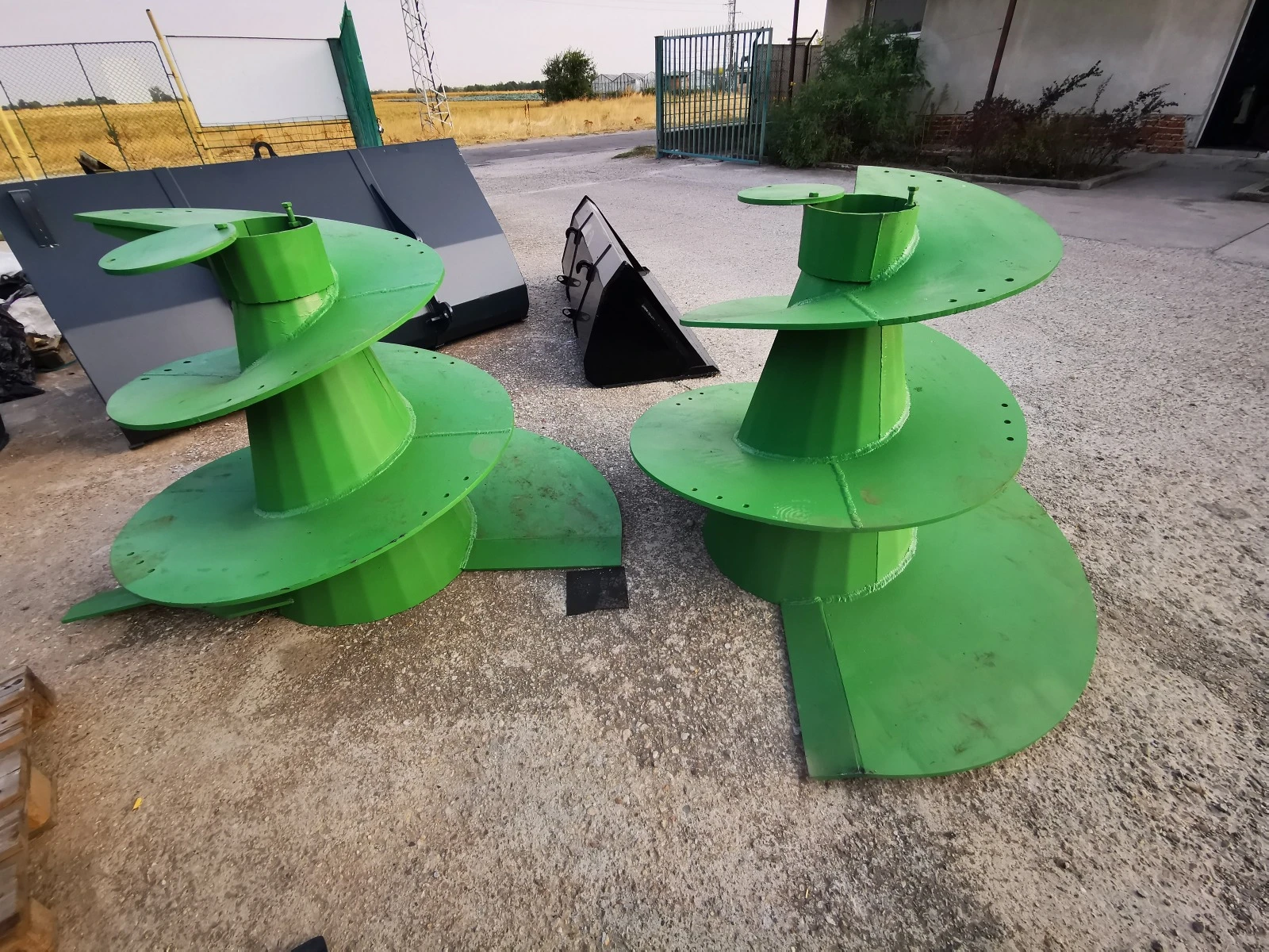  John Deere  | Mobile.bg   14