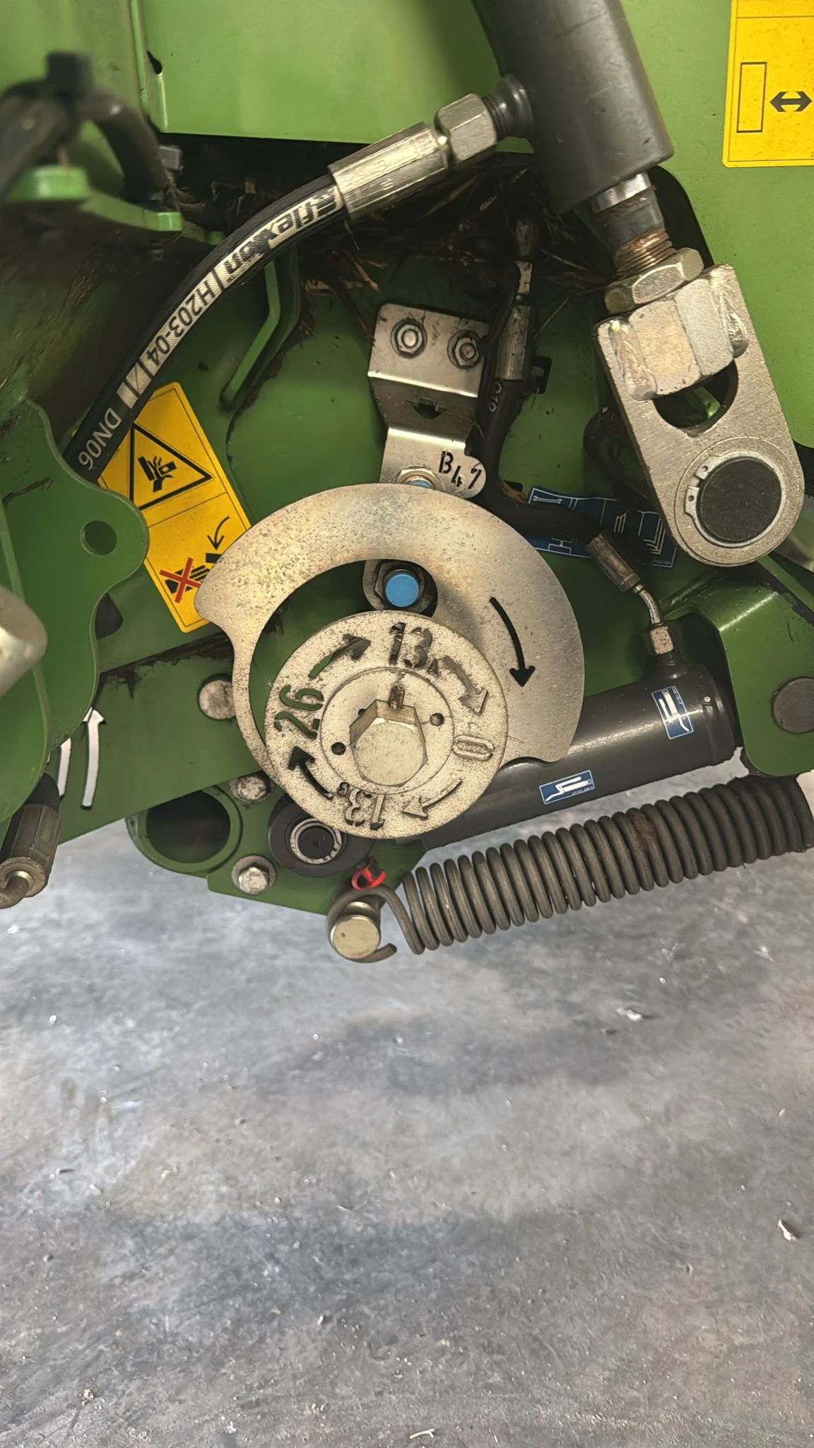  Krone Varipack V165XC     20 % | Mobile.bg   11