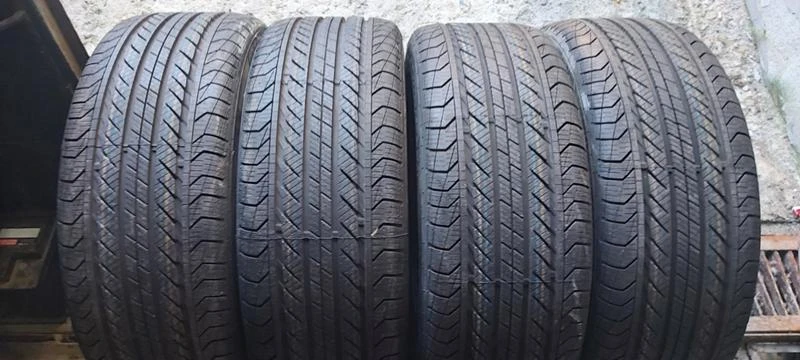 Гуми Всесезонни 235/45R19, снимка 1 - Гуми и джанти - 33540387