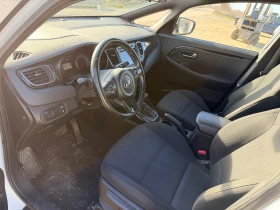 Kia Carens 1.7 CRDI, снимка 9