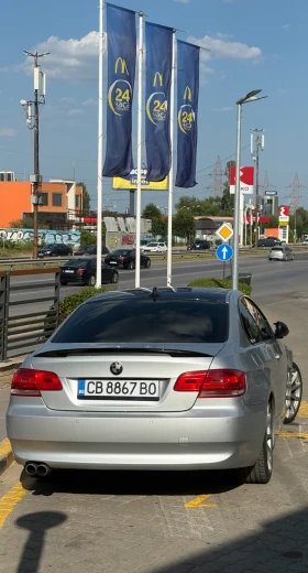 BMW 330, снимка 3