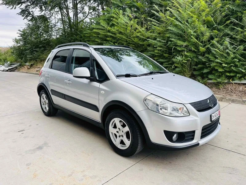 Suzuki SX4 1.6i Automat, снимка 1 - Автомобили и джипове - 47433450