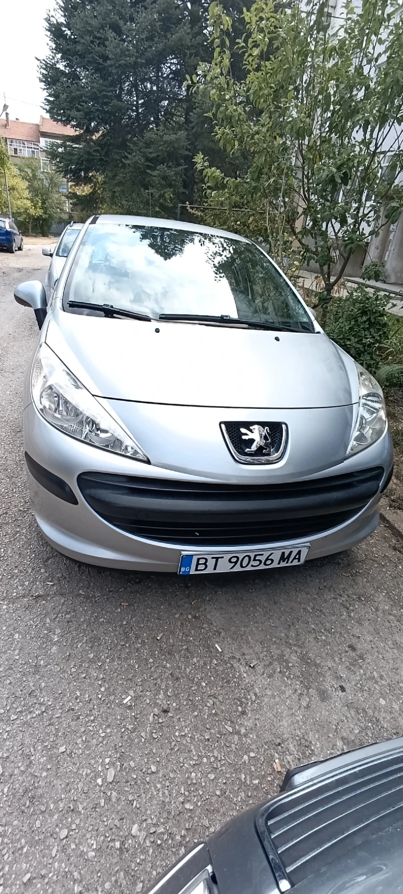 Peugeot 207, снимка 1 - Автомобили и джипове - 48259637