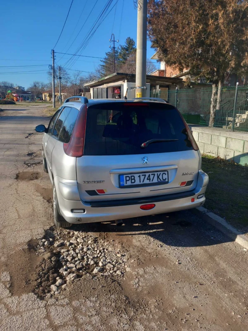 Peugeot 206 Sw, снимка 3 - Автомобили и джипове - 48589709