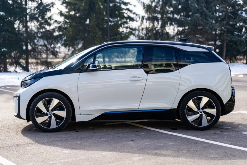 BMW i3 120AH | Термопомпа | Harman Kardon, снимка 2 - Автомобили и джипове - 48774388