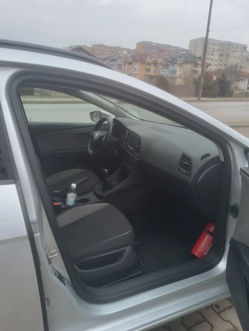 Seat Leon, снимка 5 - Автомобили и джипове - 49199918