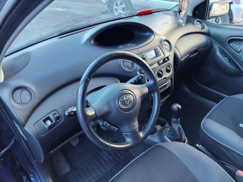 Toyota Yaris, снимка 6 - Автомобили и джипове - 49363463