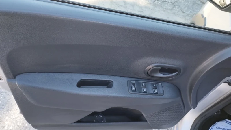 Dacia Lodgy 1.5 дци 110кс, снимка 10 - Автомобили и джипове - 51738370