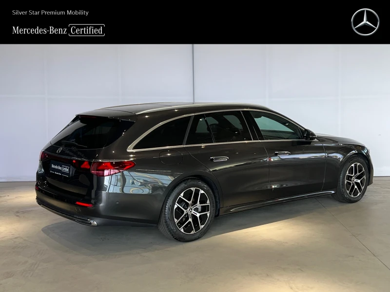 Mercedes-Benz E 220 d 4MATIC Estate, снимка 4 - Автомобили и джипове - 51208837