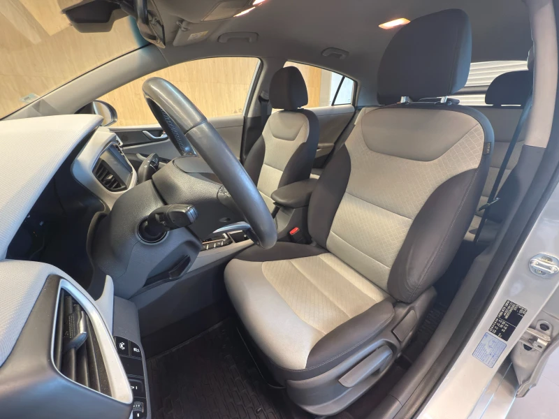 Hyundai Ioniq EXCLUSIVE Hybrid, снимка 15 - Автомобили и джипове - 51720406