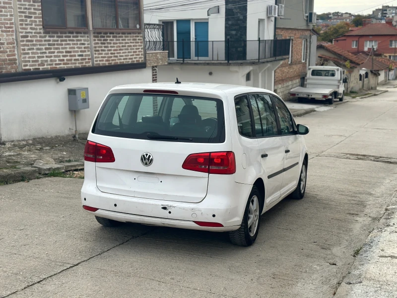 VW Touran 1.6 Автомат, Кожа, снимка 3 - Автомобили и джипове - 52186557
