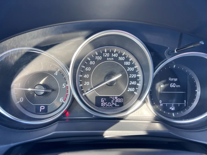 Mazda 6 2.2D АВТОМАТ НАВИ КСЕНОН ПАРКТРОНИК ПОДГРЕВ TOP, снимка 12 - Автомобили и джипове - 52776045
