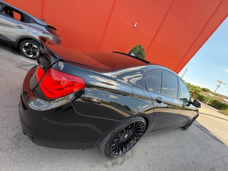 BMW 730 Alpina* Вакум* Distronik* HeadUP* Обдухване* , снимка 5 - Автомобили и джипове - 52971069