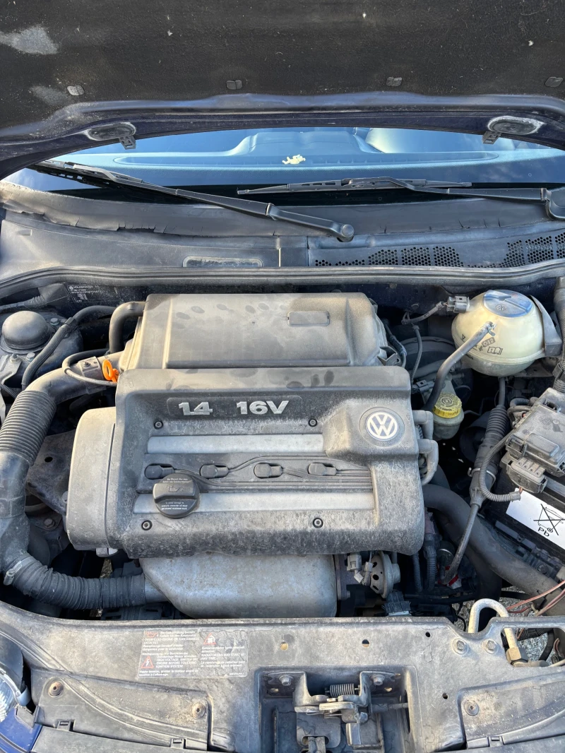 VW Polo 1.4 16v, снимка 12 - Автомобили и джипове - 53287097