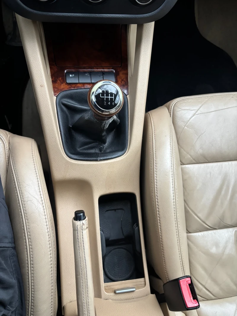 VW Golf, снимка 15 - Автомобили и джипове - 53486284