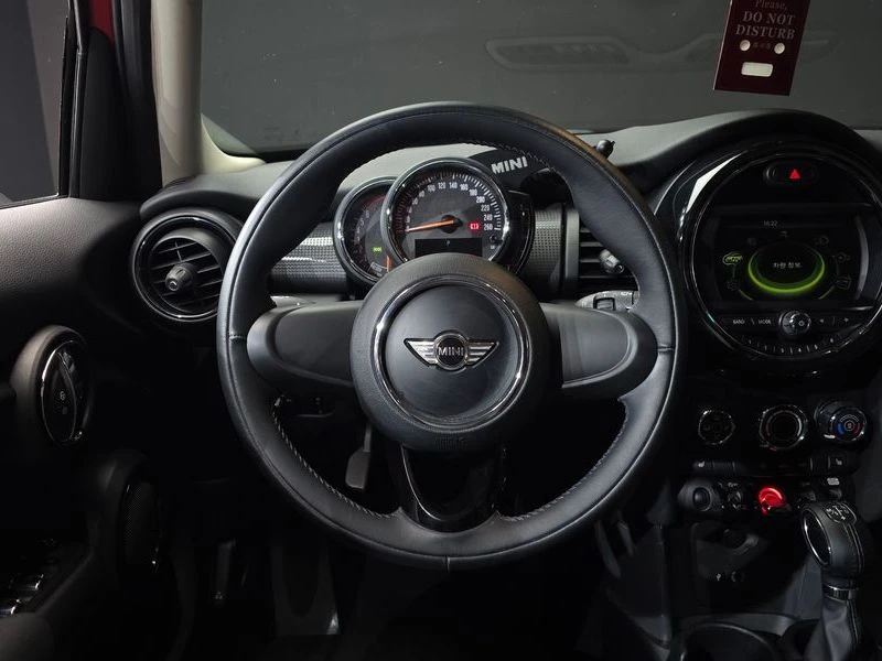 Mini Cooper 5Door Standard| 136к.с.| ВКЛ.ТЕХНОТЕСТ, снимка 13 - Автомобили и джипове - 55642755