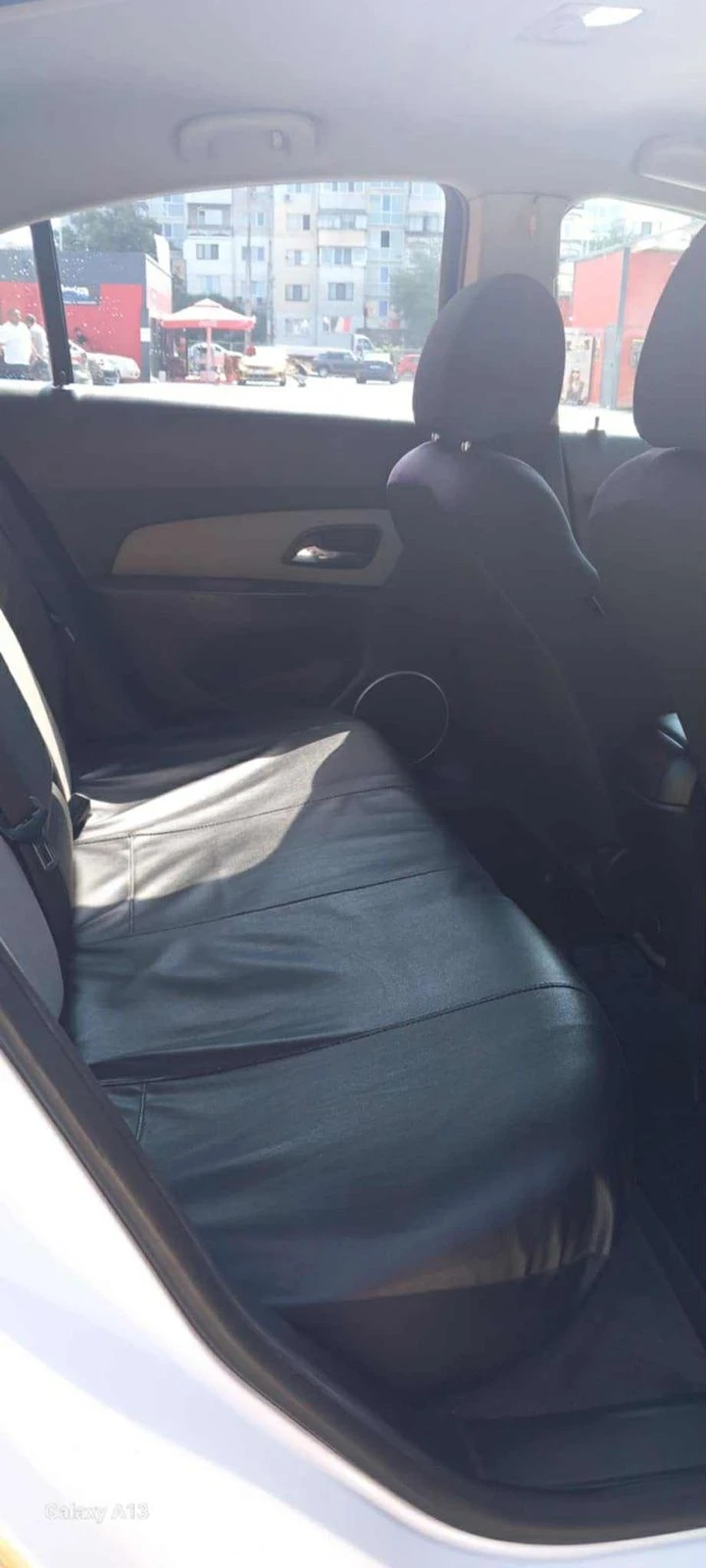 Chevrolet Cruze 1.6 LPG, снимка 13 - Автомобили и джипове - 56168463